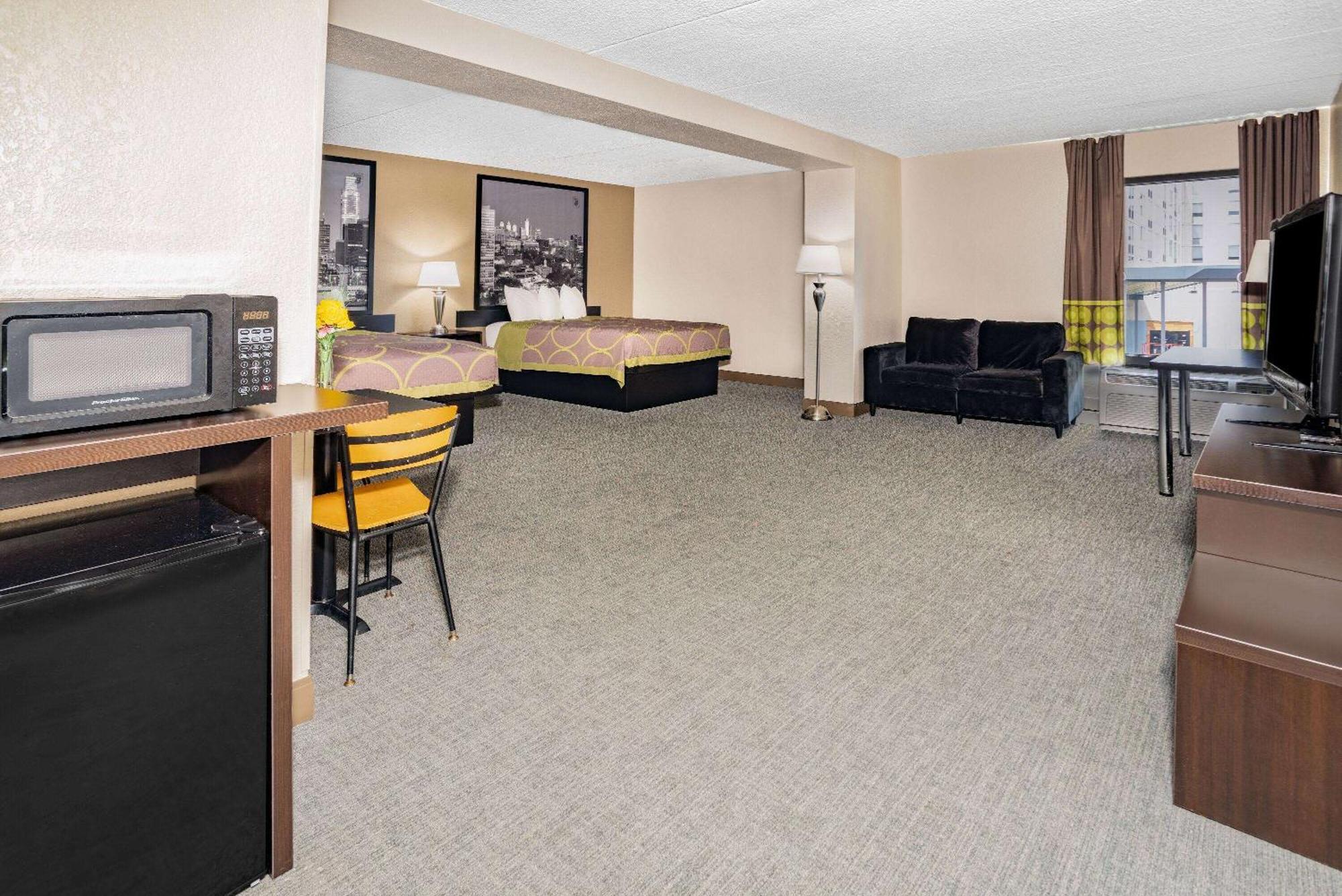 Super 8 By Wyndham Mount Laurel Hotel Bagian luar foto