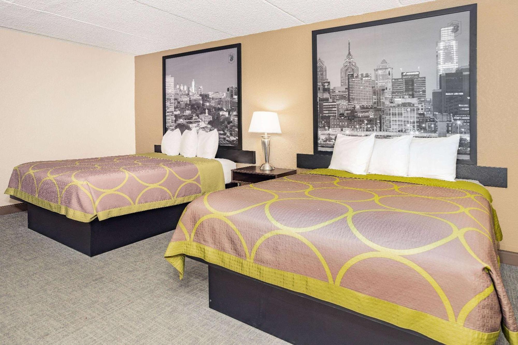 Super 8 By Wyndham Mount Laurel Hotel Bagian luar foto